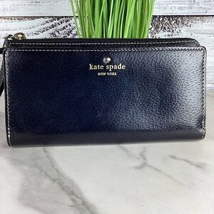 Kate Spade New York Grand Street‎ Layton Large Continental Black Wristlet Wallet